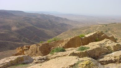 Les sources chaudes du mont Libiya, un joyau de Jazan