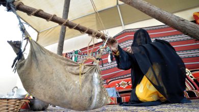 Le barattage du lait : un héritage vivant d’Al-Baha