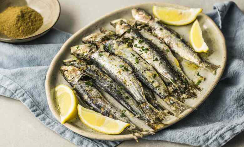 Sardines marinées au citron et aux herbes au four