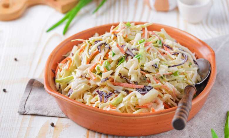 Salade coleslaw : une recette fraîche et savoureuse