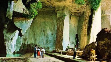 Pucci défile L’Alba dans la Grotte des Cordari