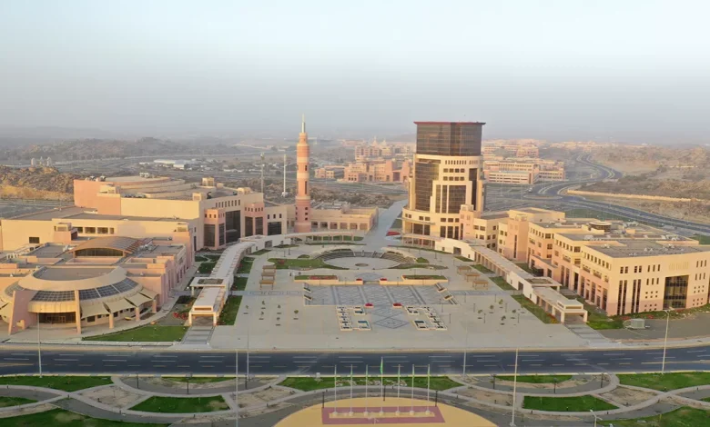 Université Roi Khalid signe partenariat innovation avec industries militaires