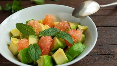 Salade avocat et pamplemousse : fraîcheur et équilibre