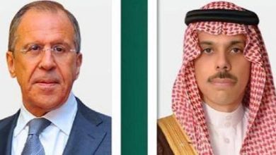 Faisal ben Farhan et Lavrov discutent des développements régionaux