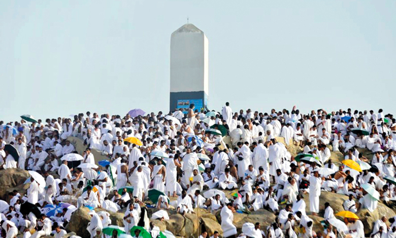 Hajj 1447H : les pèlerins affluent vers Arafat