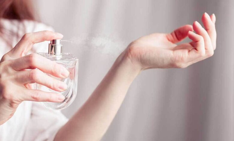 Le secret du parfum : réside dans la peau et non dans le flacon
