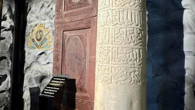 Un pilier de marbre rare atteste l’histoire d’un minaret historique de la mosquée de la Mecque