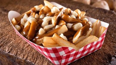 Le plat de poutine : l’un des mets traditionnels les plus célèbres du Canada