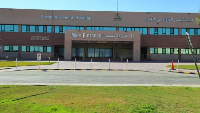 L’hôpital de Dawadmi retire entièrement une tumeur cérébrale chez un jeune homme