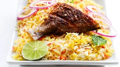 Sayadiyah saoudienne : riz parfumé et poisson aux oignons dorés