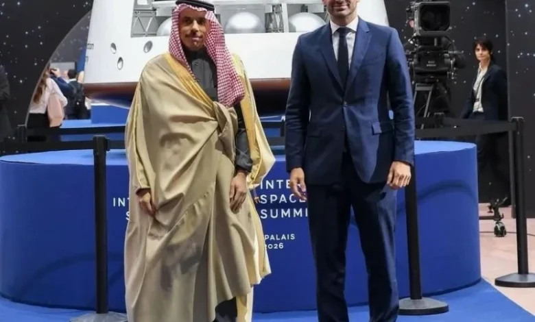 Le ministre saoudien des Affaires étrangères représente le prince héritier au Sommet international de l'espace à Paris