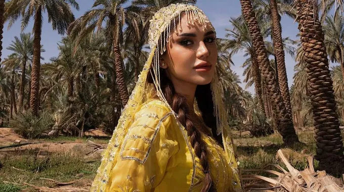 L’abaya saoudienne : du vêtement traditionnel aux podiums internationaux